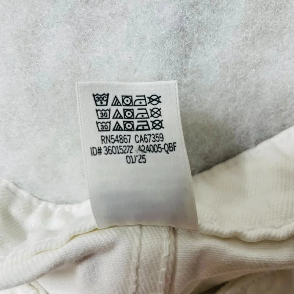 Pink Victoria's Secret Womens White High Rise Neutral Wide Leg Jeans Size 14 - Picture 6 of 12